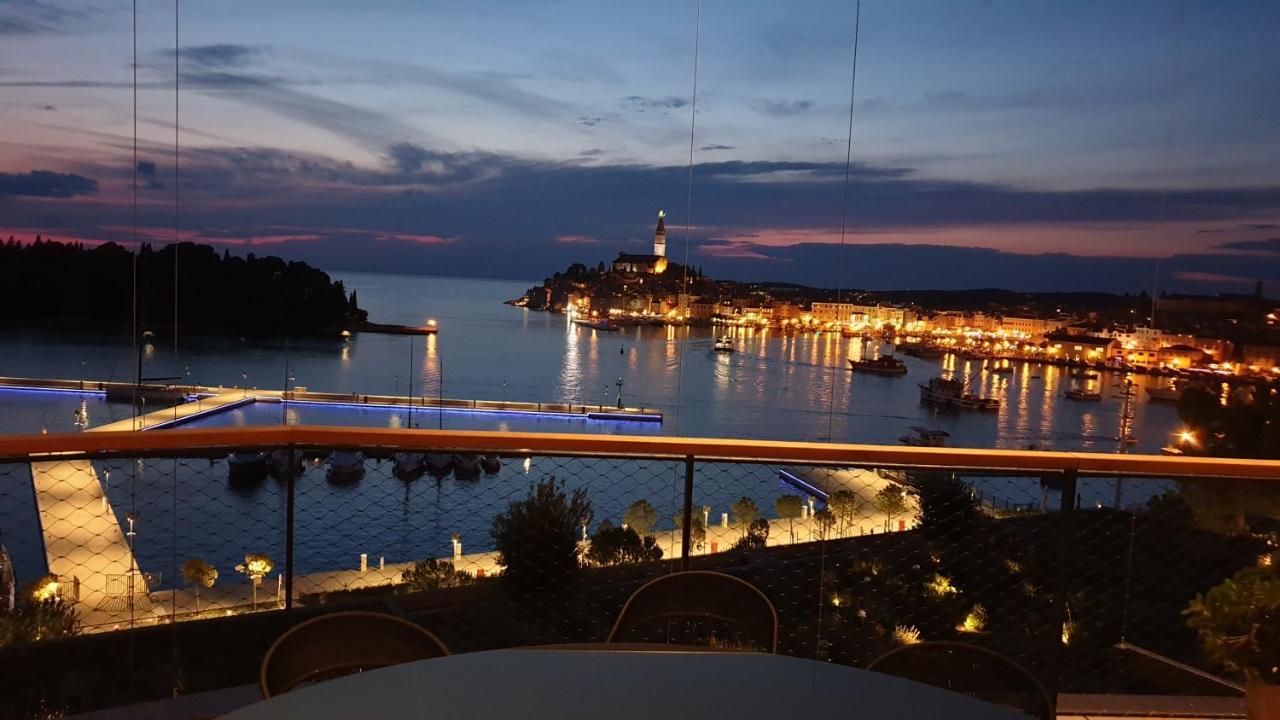 Sea Apartment Carera Rovinj Bagian luar foto