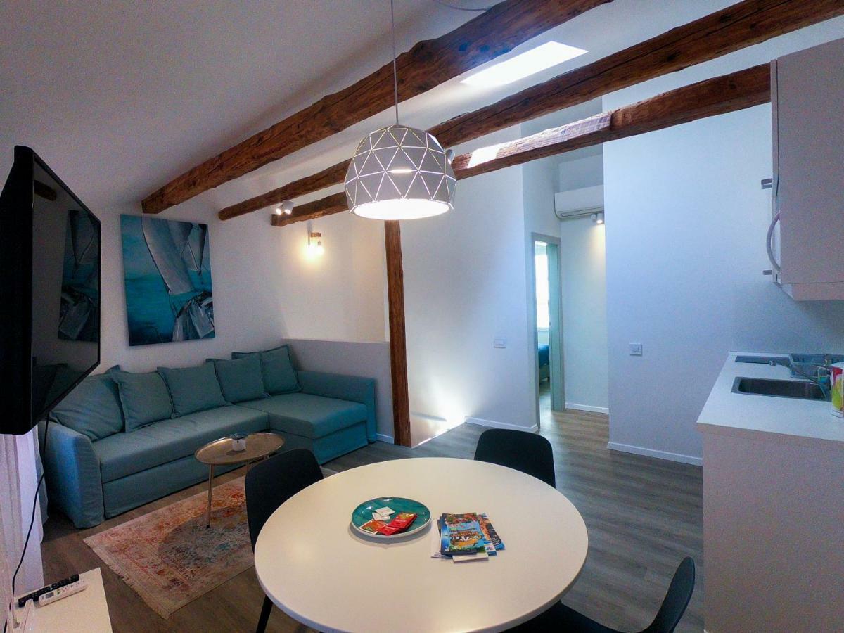 Sea Apartment Carera Rovinj Bagian luar foto